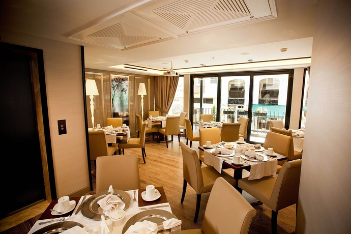 Imagen del bar/restaurante del Hotel La Villa, Estambul. Foto 3