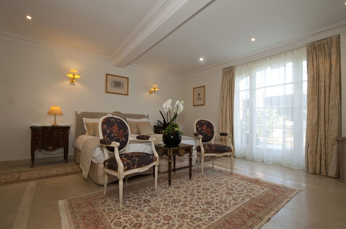 Imagen de la habitación del Hotel La Villa Eugène. Foto 5