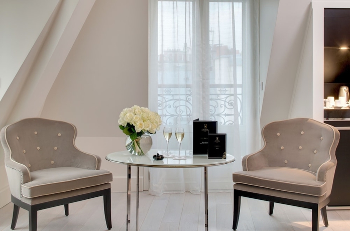 Imagen de la habitación del Hotel La Villa Haussmann. Foto 14