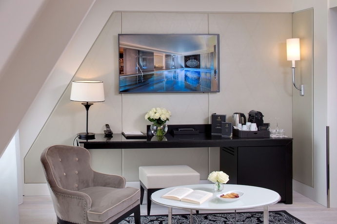 Imagen de la habitación del Hotel La Villa Haussmann. Foto 18