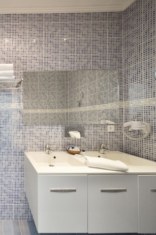 Imagen de la habitación del Hotel La Villa Juan Beach. Foto 8