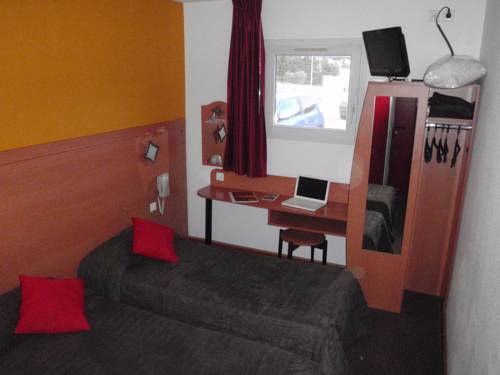 Imagen de la habitación del Hotel La Villa Mart&eacute;gale. Foto 8