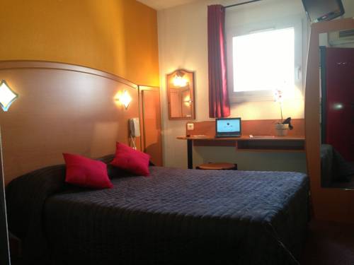 Imagen de la habitación del Hotel La Villa Mart&eacute;gale. Foto 13