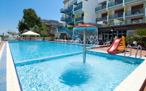 Imagen general del Hotel La Villa, Martinsicuro. Foto 1