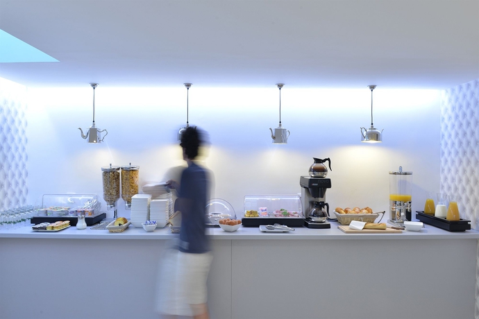 Imagen del bar/restaurante del Hotel La Villa Nice Victor Hugo. Foto 2