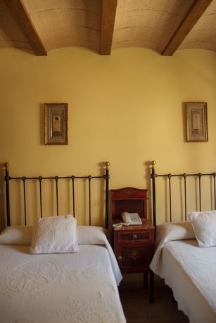 Imagen de la habitación del Hotel La Villa, Requena. Foto 11