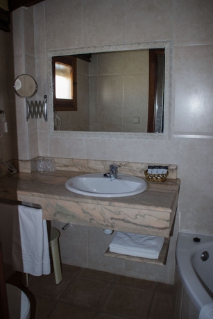 Imagen de la habitación del Hotel La Villa, Requena. Foto 17