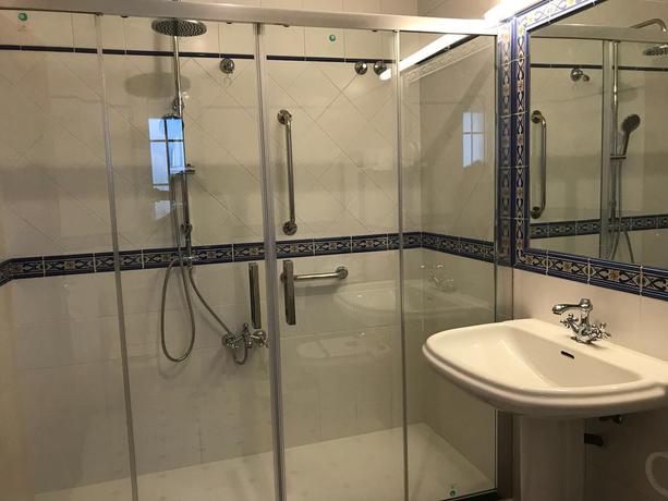 Imagen de la habitación del Hotel La Villa, Ribadeo. Foto 5