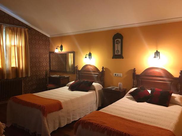 Imagen de la habitación del Hotel La Villa, Ribadeo. Foto 15