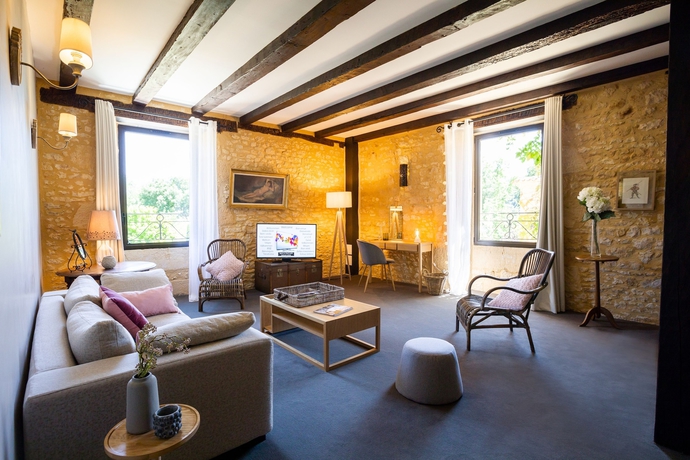 Imagen de la habitación del Hotel La Villa Romaine. Foto 6