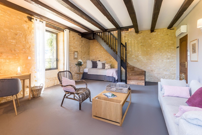 Imagen de la habitación del Hotel La Villa Romaine. Foto 19