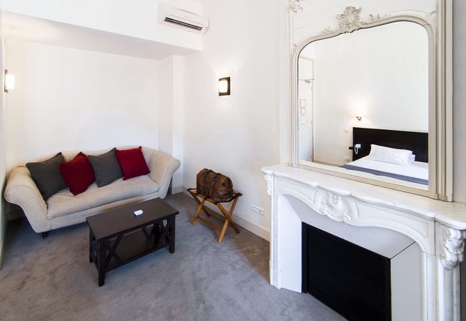 Imagen de los interiores del Hotel La Villa Tosca. Foto 12