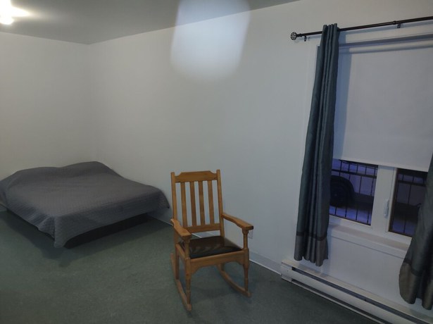 Imagen de la habitación del Hotel La Villa, Val-Brillant. Foto 4