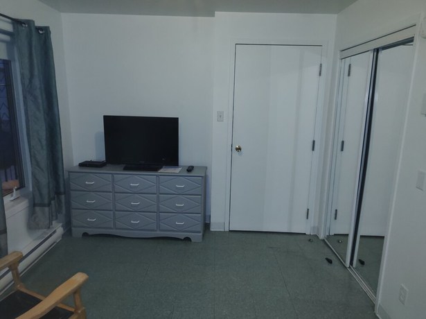 Imagen de la habitación del Hotel La Villa, Val-Brillant. Foto 5