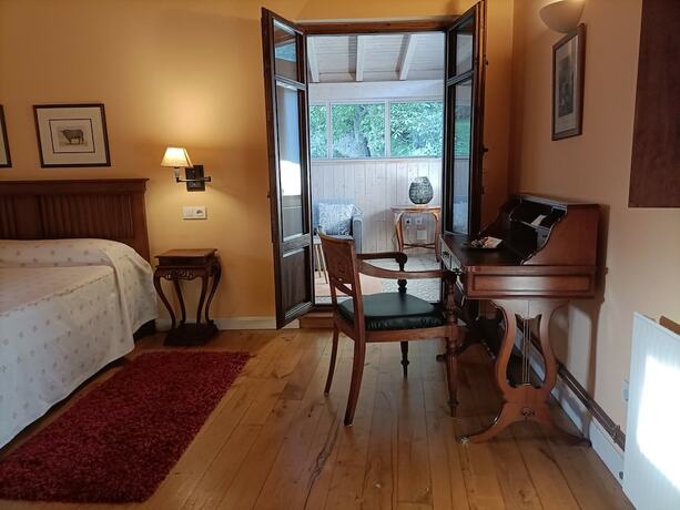 Imagen de la habitación del Hotel La Villa de Palacios. Foto 14