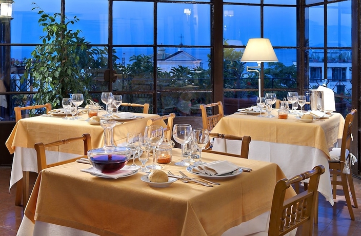 Imagen del bar/restaurante del Hotel La Villarosa Terme. Foto 4