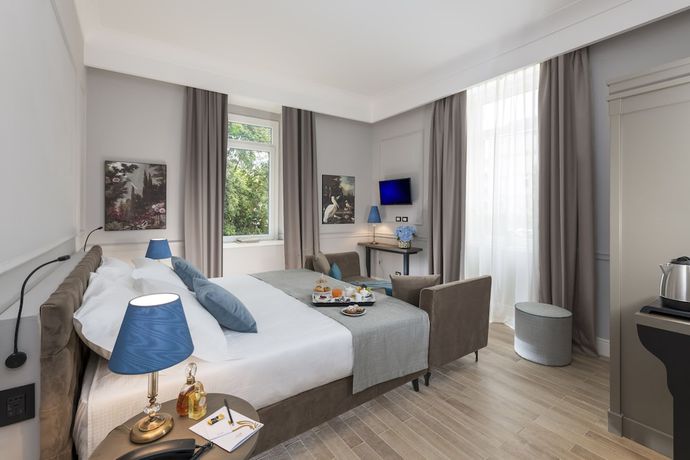 Imagen de la habitación del Hotel La Ville, Roma. Foto 6