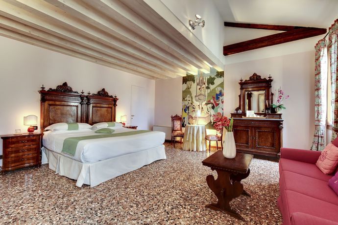 Imagen de la habitación del Hotel La Villeggiatura. Foto 4