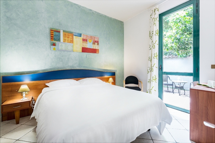 Imagen de la habitación del Hotel La Villetta, Aeropuerto de Roma-Fiumicino. Foto 3