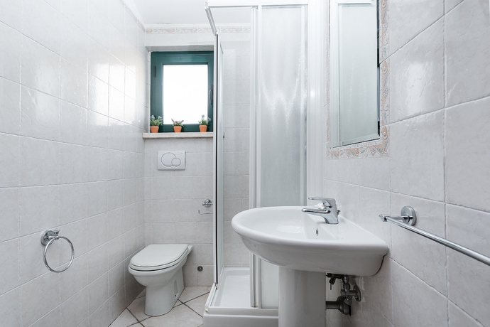 Imagen de la habitación del Hotel La Villetta, Aeropuerto de Roma-Fiumicino. Foto 18