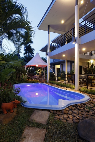 Imagen de la piscina del Hotel La Villetta, Chiang Mai. Foto 16