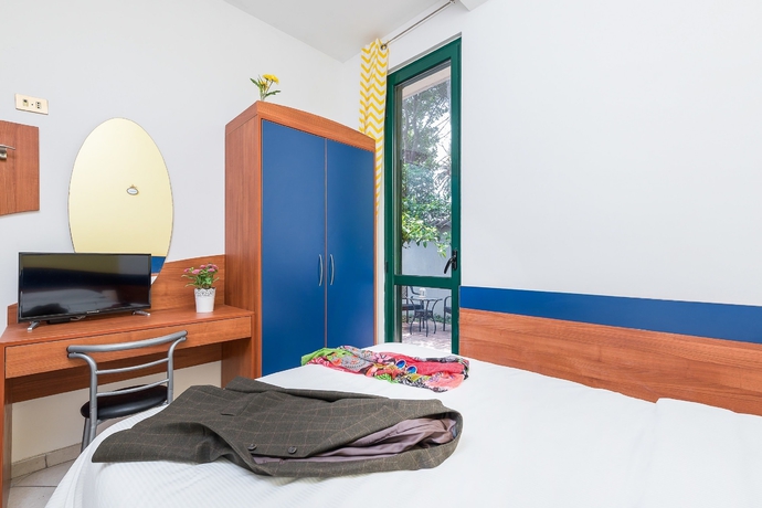 Imagen de la habitación del Hotel La Villetta. Foto 14