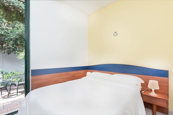 Imagen de la habitación del Hotel La Villetta. Foto 16