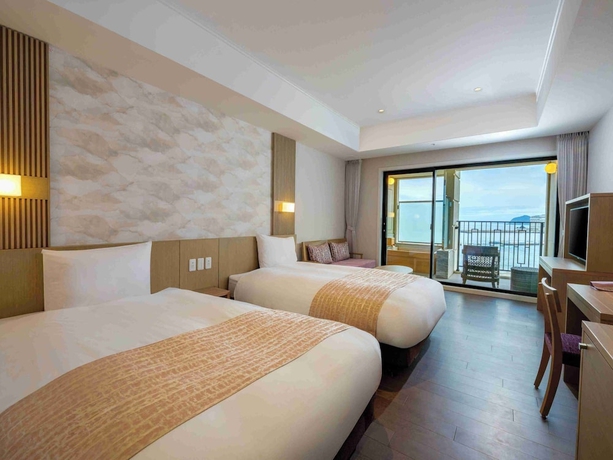 Imagen de la habitación del Hotel La Vista Atami Terrace. Foto 7