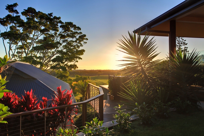 Imagen de los exteriores del Hotel La Vista Byron Bay. Foto 8
