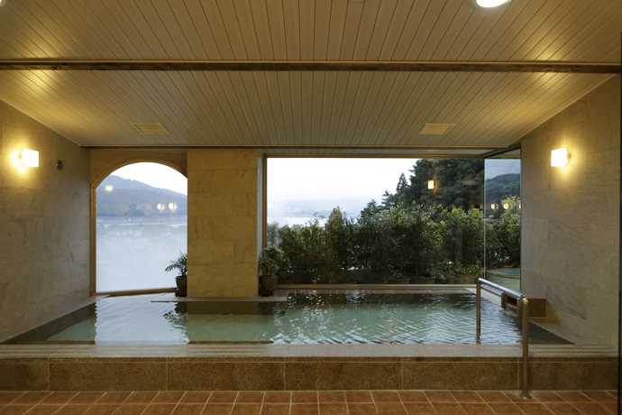 Imagen de la piscina del Hotel La Vista Fuji Kawaguchiko. Foto 17