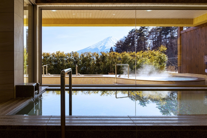 Imagen de la piscina del Hotel La Vista Fuji Kawaguchiko. Foto 19