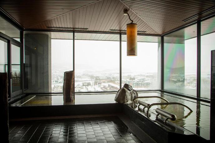 Imagen general del Hotel La Vista Furano Hills Natural Hot Spring. Foto 3