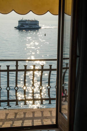 Imagen de la habitación del Hotel La Vista Postcard. Foto 4