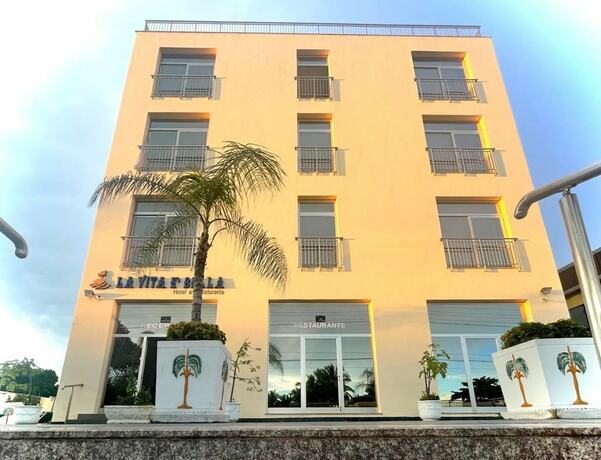 Imagen general del Hotel La Vita E\' Bella Ristorante. Foto 10