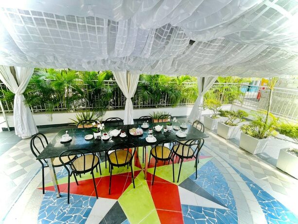 Imagen general del Hotel La Vita E\' Bella Ristorante. Foto 11