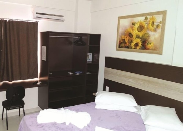 Imagen de la habitación del Hotel La Vitre. Foto 4