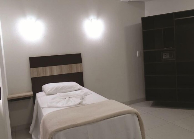 Imagen de la habitación del Hotel La Vitre. Foto 8
