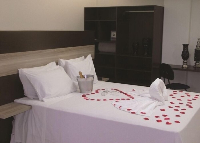 Imagen de la habitación del Hotel La Vitre. Foto 10