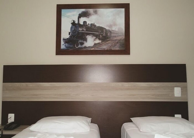 Imagen de la habitación del Hotel La Vitre. Foto 13