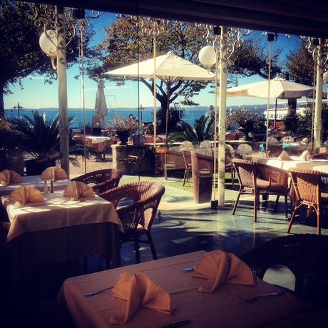 Imagen del bar/restaurante del Hotel La Vittoria Boutique. Foto 8