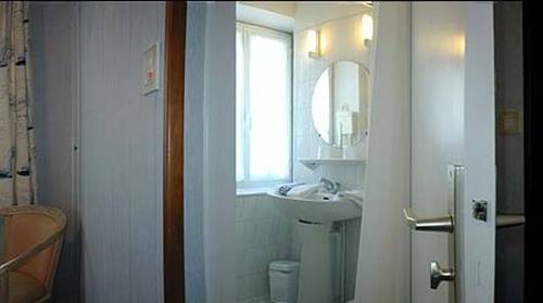 Imagen de la habitación del Hotel La Voilerie Cancale. Foto 5