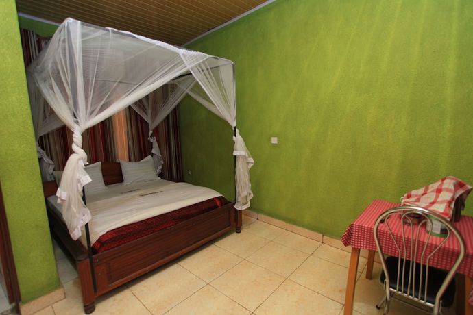 Imagen de la habitación del Hotel La Voisina. Foto 5