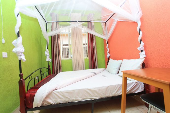 Imagen de la habitación del Hotel La Voisina. Foto 6