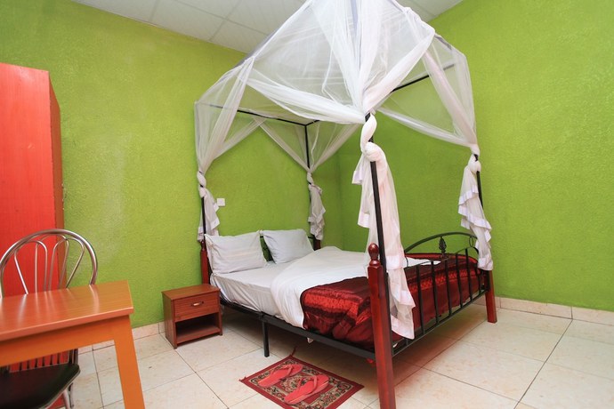 Imagen de la habitación del Hotel La Voisina. Foto 8