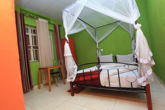 Imagen de la habitación del Hotel La Voisina. Foto 12