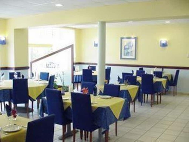 Imagen del bar/restaurante del Hotel La Vraine. Foto 8