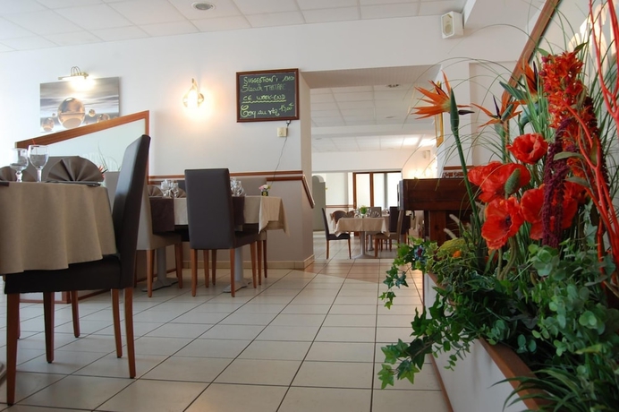 Imagen del bar/restaurante del Hotel La Vraine. Foto 10