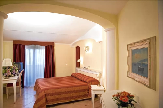 Imagen de la habitación del Hotel La Vue D'or. Foto 5