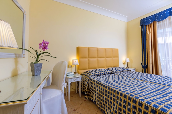 Imagen de la habitación del Hotel La Vue D'or. Foto 11