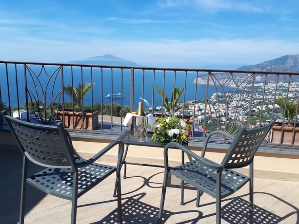 Imagen de la habitación del Hotel La Vue D'or. Foto 14